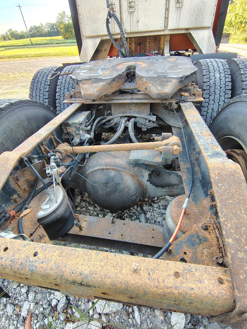 1998 INTERNATIONAL 9300 - Image 5